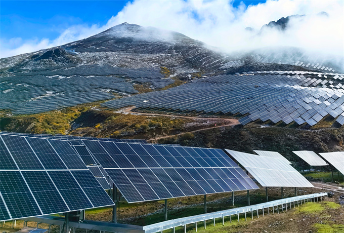 四川凉山卡基娃水电站水光互补210mw光伏项目